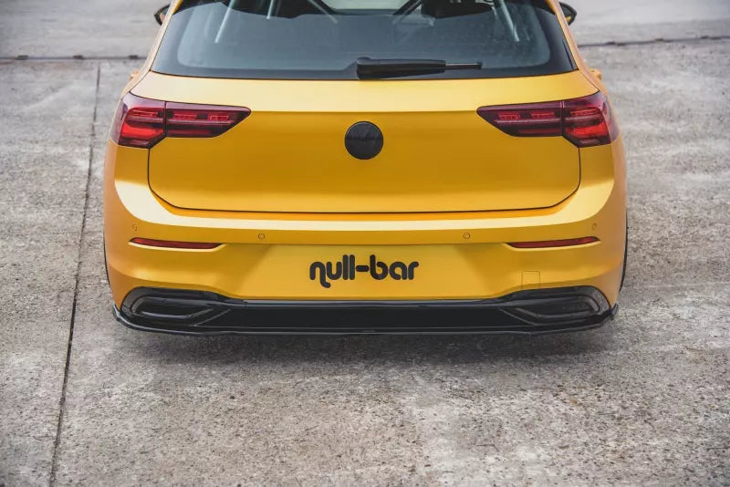 Maxton Design Heckdiffusor für VW Golf 8 Standard Hochglanz schwarz – Ansicht 2
