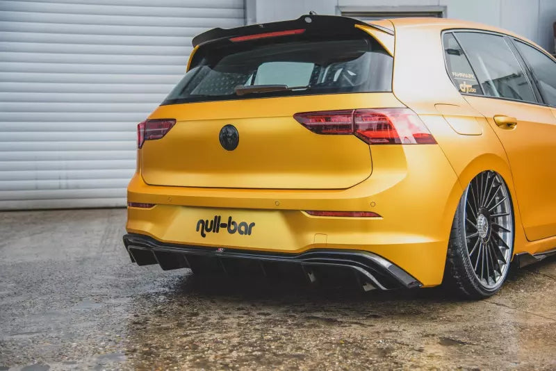 Maxton Design Heckspoiler Lippe V.2 für VW Golf 8 Standard und R-Line Hochglanz schwarz – Ansicht 2