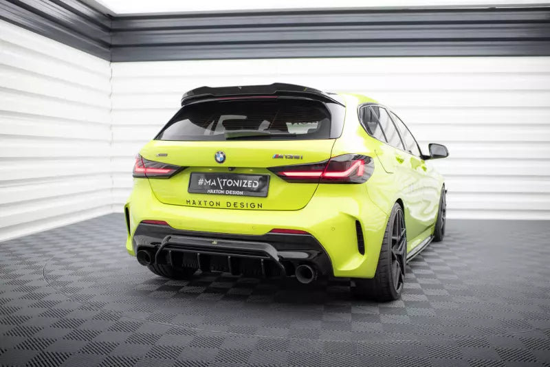 Maxton Design Heckdiffusor V.1 für BMW 1er F40 M Paket / M135i Hochglanz schwarz – Ansicht 1