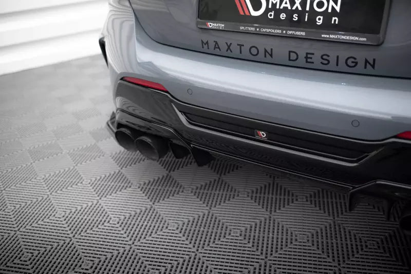 Maxton Design Heckdiffusor V.2 für BMW 1er F40 M Paket / M135i Hochglanz schwarz – Ansicht 4