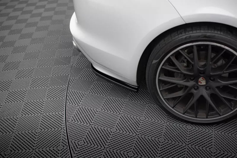 Maxton Design Diffusor Flaps für Porsche Panamera Turbo / GTS 971 Hochglanz schwarz – Ansicht 3