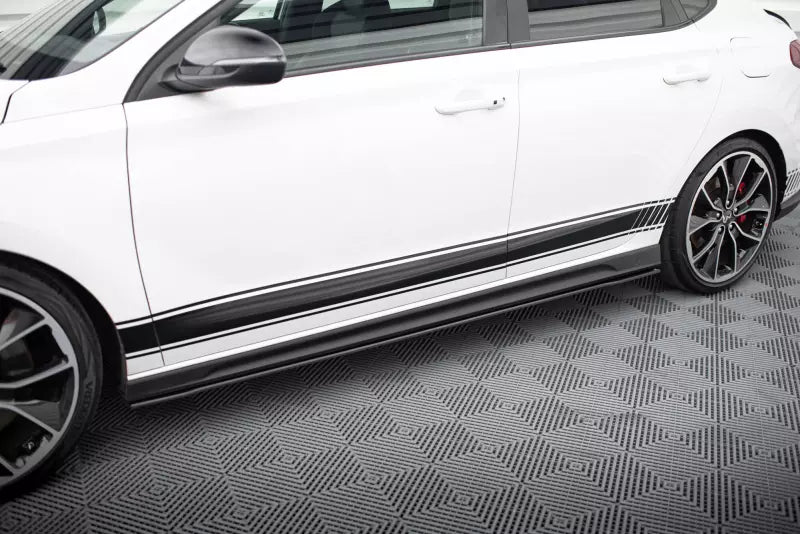 Maxton Design Street Pro Seitenschweller (Paar) V.2 für Hyundai I30 N Mk3 Hatchback / Fastback matt schwarz – Ansicht 3