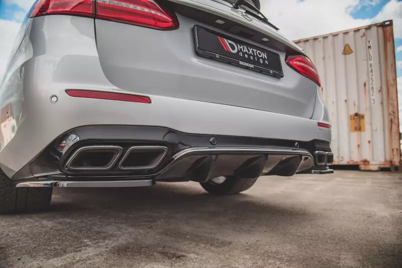Maxton Design Heckdiffusor für Mercedes E63 AMG Kombi S213 Hochglanz schwarz – Ansicht 3