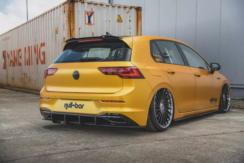 Maxton Design Street Pro Heckdiffusor für VW Golf 8 Standard Schwarz – Ansicht 3