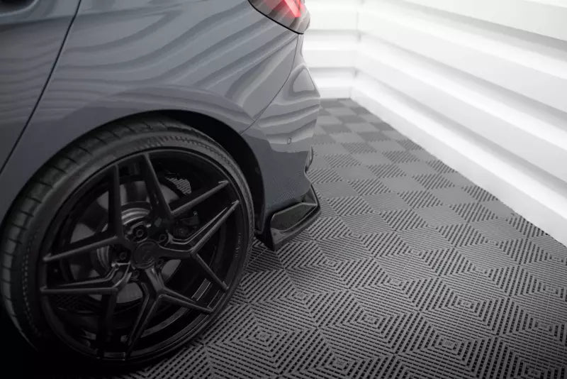 Maxton Design Diffusor Flaps V.4 für BMW 1er F40 M Paket / M135i Hochglanz schwarz – Ansicht 2