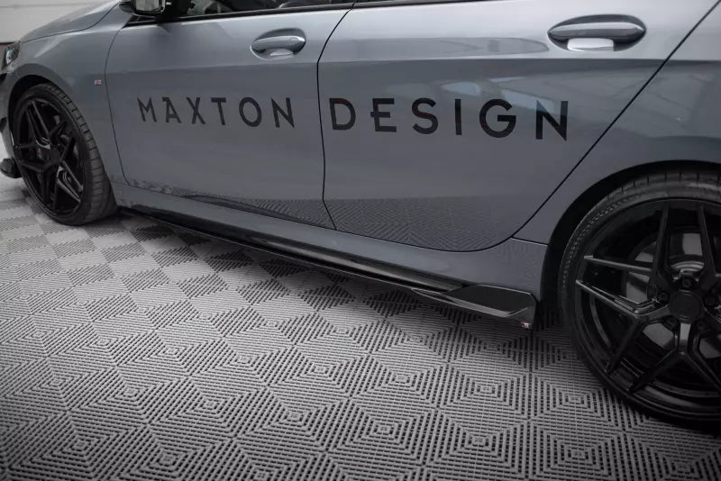 Maxton Design Seitenschweller (Paar) V.3 für BMW 1er F40 M Paket / M135i Hochglanz schwarz – Ansicht 2