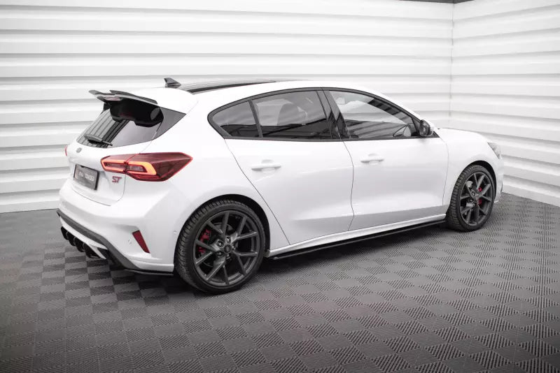 Maxton Design Street Pro Seitenschweller (Paar) für Ford Focus ST / ST-Line Mk4 matt schwarz – Ansicht 4