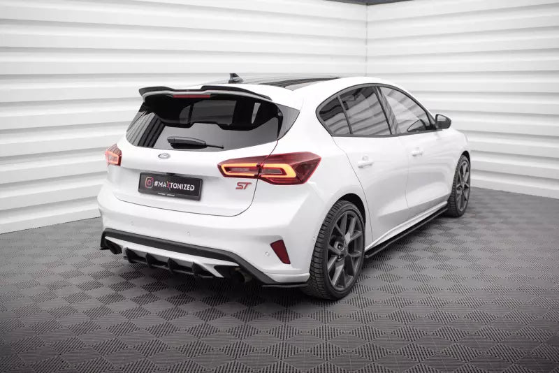 Maxton Design Street Pro Diffusor Flaps für Ford Focus ST Mk4 matt schwarz – Ansicht 2
