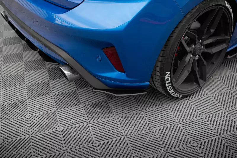 Maxton Design Street Pro Diffusor Flaps für Ford Focus ST Mk4 matt schwarz – Ansicht 4
