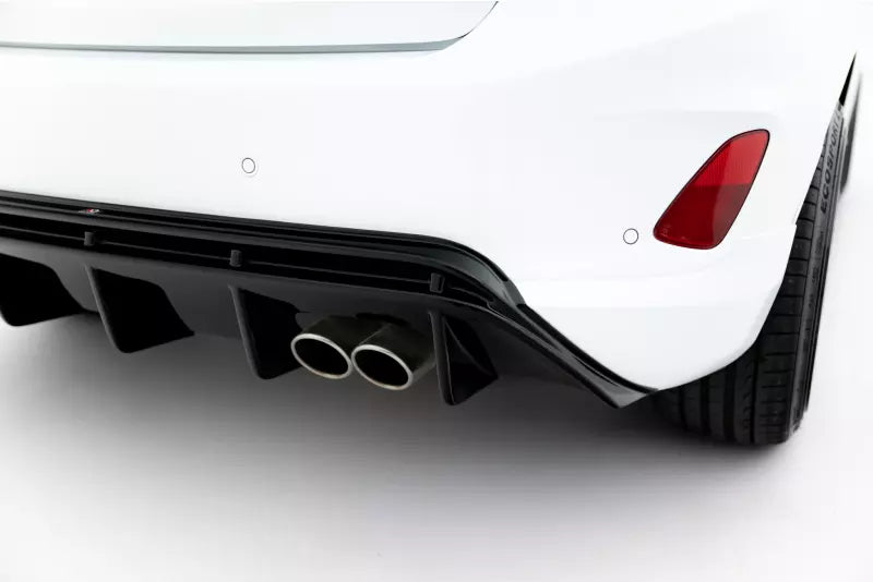 Maxton Design Heckdiffusor V.2 für Ford Fiesta ST Mk8 Hochglanz schwarz – Ansicht 3