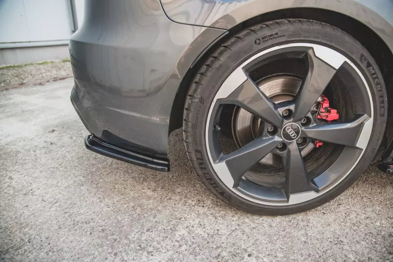 Maxton Design Diffusor Flaps V.1 für Audi RS3 8V Sportback vor Facelift Hochglanz schwarz – Ansicht 4