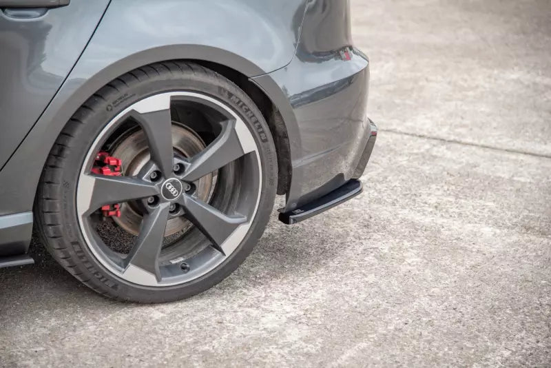 Maxton Design Diffusor Flaps V.2 für Audi RS3 8V Sportback vor Facelift Hochglanz schwarz – Ansicht 1