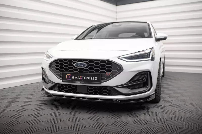 Maxton Design Frontlippe V.7 für Ford Focus ST / ST-Line Mk4 Hochglanz schwarz – Ansicht 1