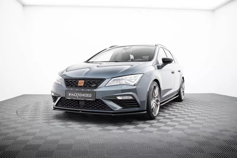 Maxton Design Frontlippe V.4 für Seat Leon 3 (Typ 5F) Cupra / FR Facelift Hochglanz schwarz – Ansicht 1
