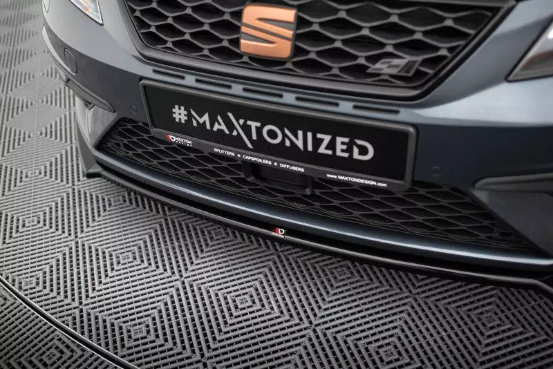Maxton Design Frontlippe V.4 für Seat Leon 3 (Typ 5F) Cupra / FR Facelift Hochglanz schwarz – Ansicht 4