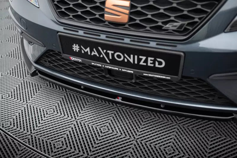 Maxton Design Frontlippe V.6 für Seat Leon 3 (Typ 5F) Cupra / FR Facelift Hochglanz schwarz – Ansicht 3