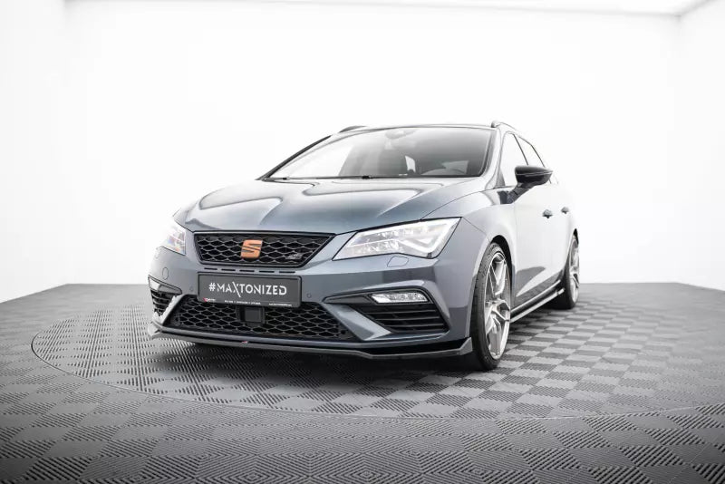 Maxton Design Frontlippe V.7 für Seat Leon 3 (Typ 5F) Cupra / FR Facelift Hochglanz schwarz – Ansicht 1