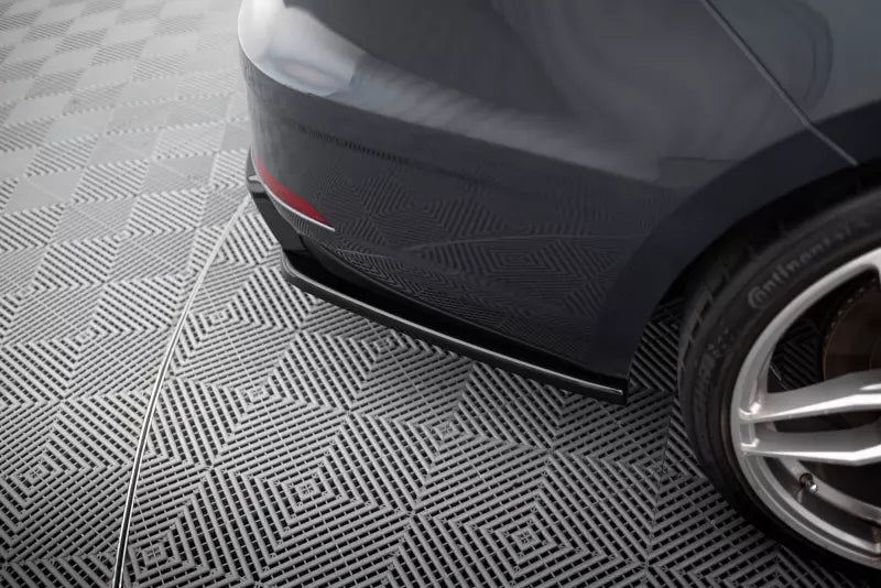 Maxton Design Diffusor Flaps V.2 für Seat Leon 3 (Typ 5F) Cupra Facelift Sportstourer Hochglanz schwarz – Ansicht 3