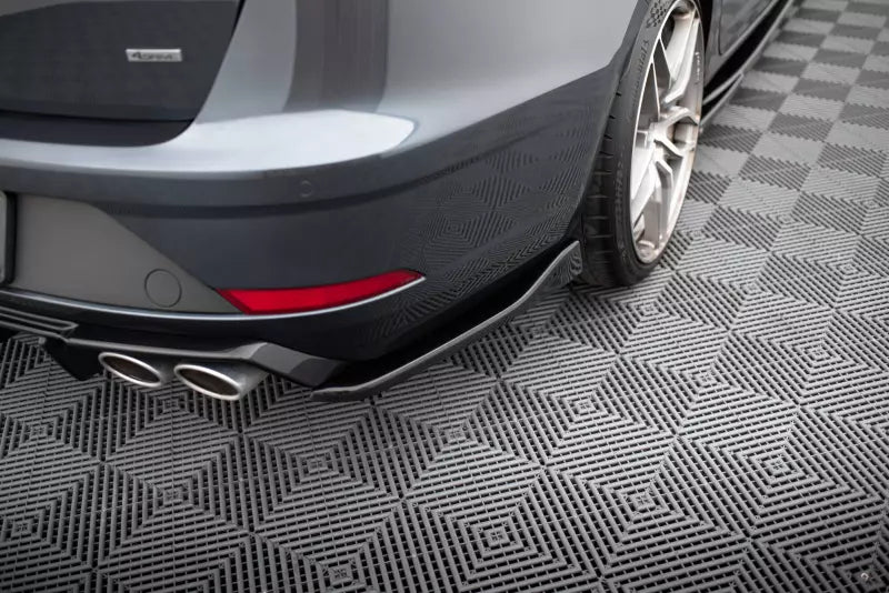 Maxton Design Diffusor Flaps V.3 für Seat Leon 3 (Typ 5F) Cupra Facelift Sportstourer Hochglanz schwarz – Ansicht 1