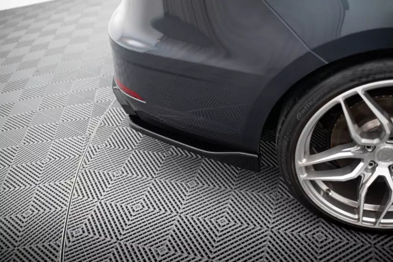 Maxton Design Diffusor Flaps V.3 für Seat Leon 3 (Typ 5F) Cupra Facelift Sportstourer Hochglanz schwarz – Ansicht 3