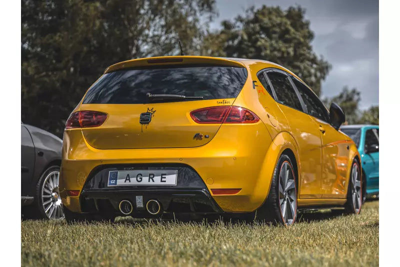 Maxton Design Heckdiffusor R32 Look für Seat Leon 2 (Typ 1P) Cupra Hochglanz schwarz – Ansicht 1