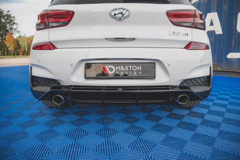 Maxton Design Heckdiffusor V.3 für Hyundai I30 N Mk3 Hatchback Hochglanz schwarz – Ansicht 1