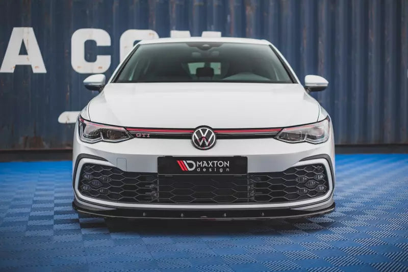 Maxton Design Frontlippe V.1 für VW Golf 8 GTI / GTD / R-Line / GTE (2020-2024) Hochglanz schwarz – Ansicht 2