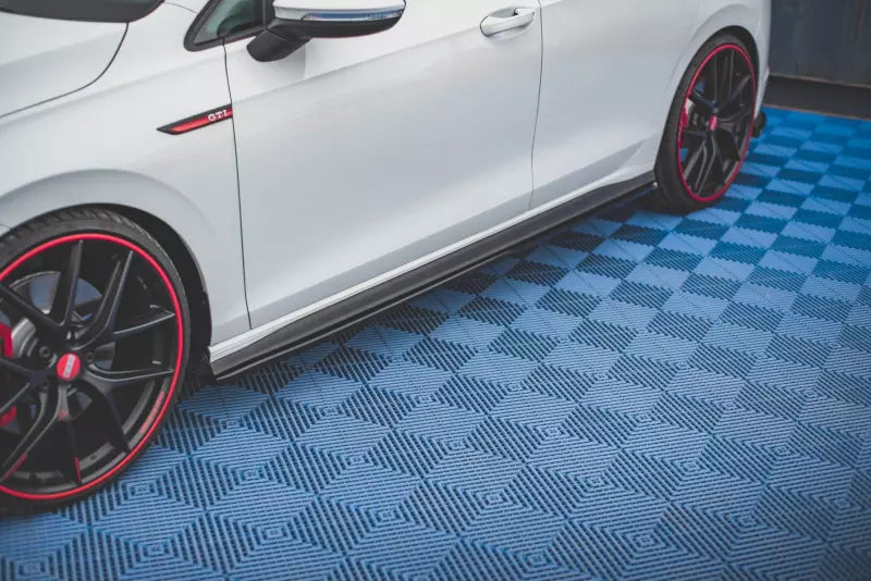 Maxton Design Seitenschweller (Paar) für VW Golf 8 GTI / GTD / R-Line Hochglanz schwarz – Ansicht 2