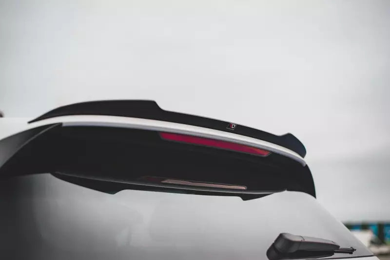 Maxton Design Heckspoiler Lippe V.1 für VW Golf 8 GTI / GTD und R (nicht performance) Hochglanz schwarz – Ansicht 4