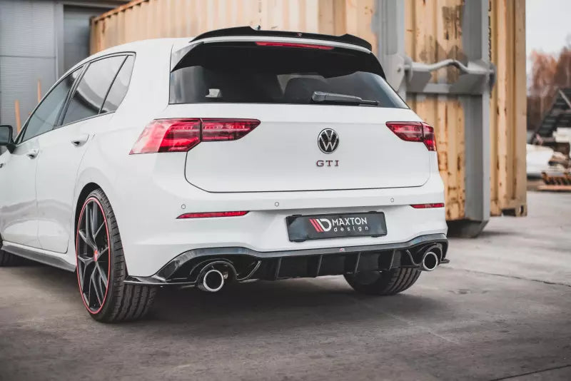 Maxton Design Heckdiffusor V.1 für VW Golf 8 GTI / GTD / GTE / R-Line Hochglanz schwarz – Ansicht 1