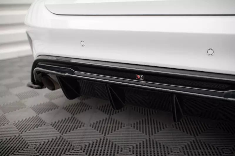Maxton Design Heckdiffusor V.3 für Ford Focus ST Mk4 Hochglanz schwarz – Ansicht 4
