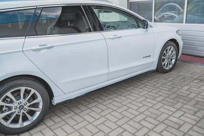 Maxton Design Seitenschweller (Paar) für Ford Mondeo Mk5 Facelift Hochglanz schwarz – Ansicht 2