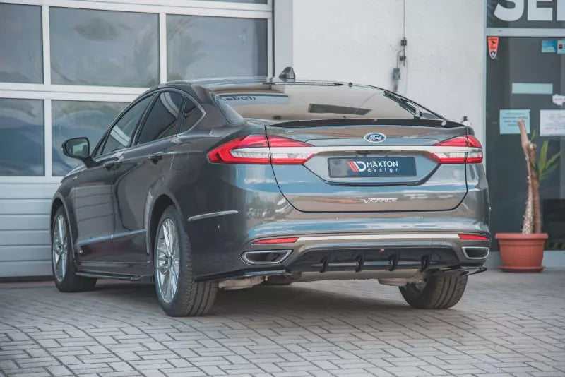 Maxton Design Heckdiffusor für Ford Mondeo Vignale Mk5 Facelift Hochglanz schwarz – Ansicht 3