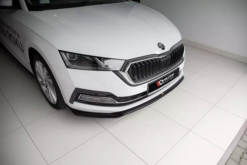 Maxton Design Frontlippe V.2 für Skoda Octavia 4 IV Hochglanz schwarz – Ansicht 3