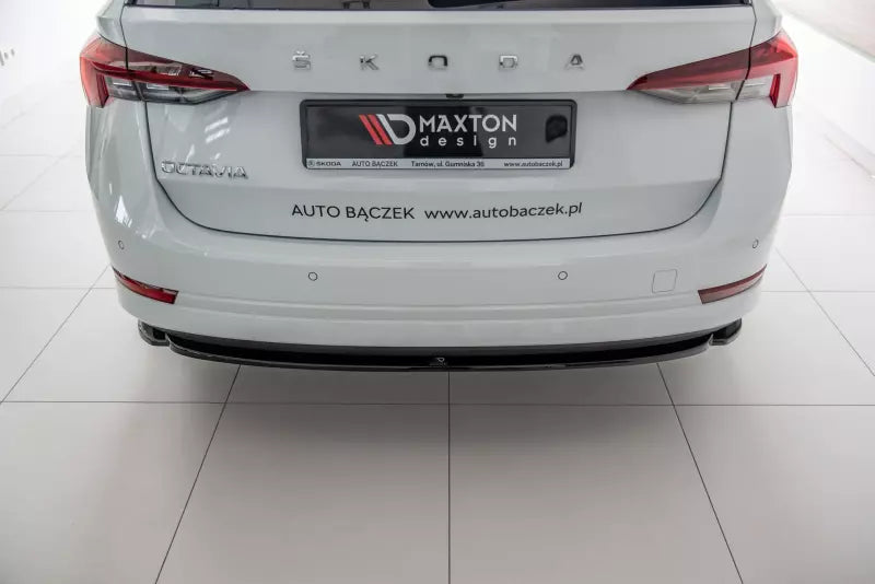 Maxton Design Heckdiffusor für Skoda Octavia 4 IV Hochglanz schwarz – Ansicht 1