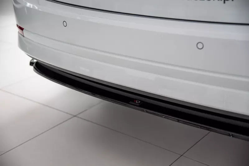Maxton Design Heckdiffusor für Skoda Octavia 4 IV Hochglanz schwarz – Ansicht 3
