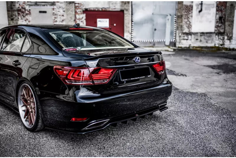 Maxton Design Heckdiffusor DTM Look für Lexus LS Mk4 Facelift Hochglanz schwarz – Ansicht 1