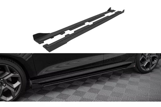 Maxton Design Street Pro Seitenschweller (Paar) V.2 für Ford Fiesta ST / ST-Line Mk8 matt schwarz mit Hochglanz Flaps – Ansicht 1