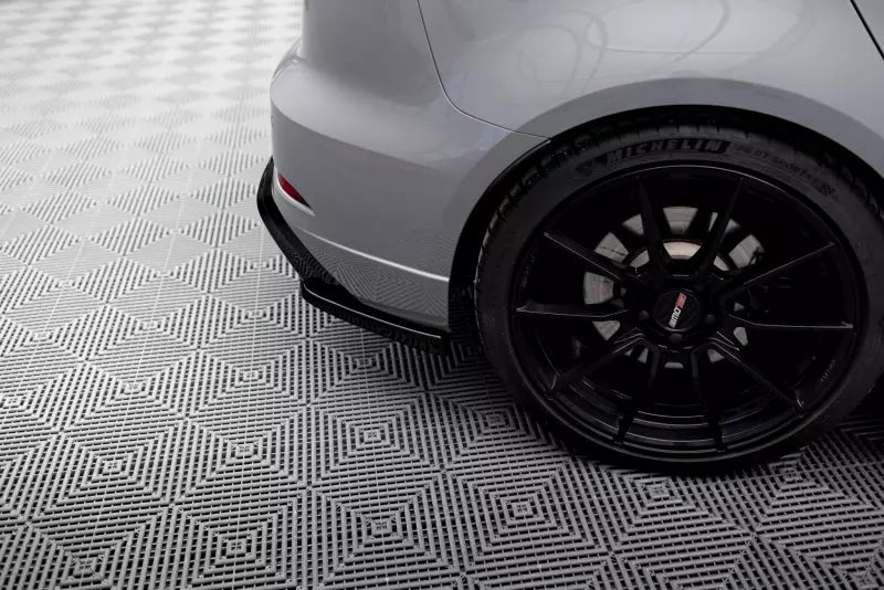 Maxton Design Diffusor Flaps V.2 für Audi RS3 8V Sportback Facelift Hochglanz schwarz – Ansicht 3