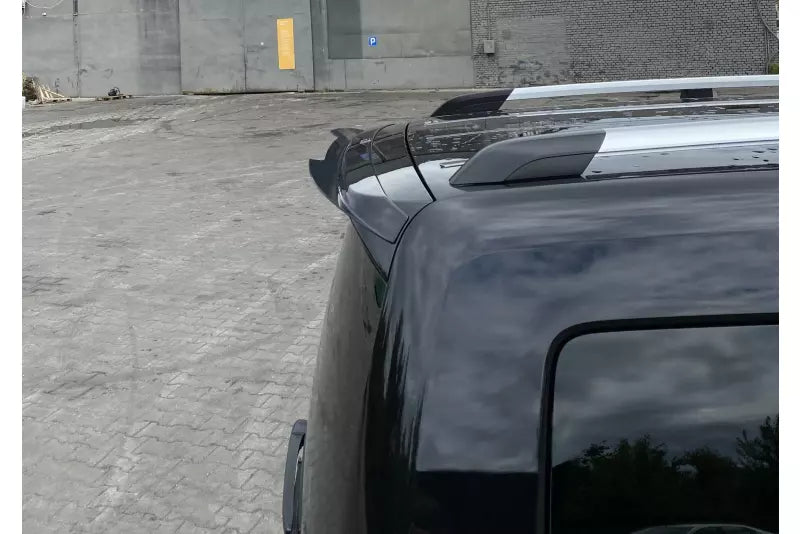 Maxton Design Heckspoiler Lippe für VW Caddy 4 Hochglanz schwarz – Ansicht 2