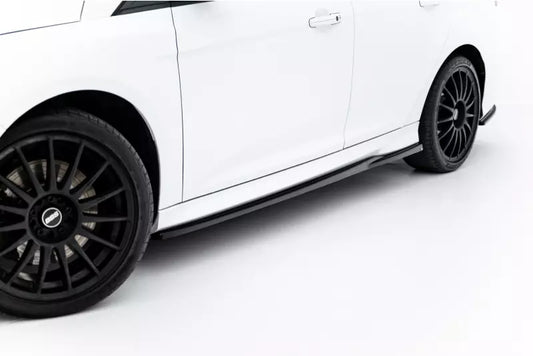 Maxton Design Seitenschweller (Paar) V.2 für Ford Focus ST Mk3 Hochglanz schwarz – Ansicht 1