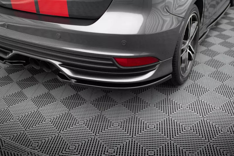 Maxton Design Diffusor Flaps V.2 für Ford Focus ST Mk3 Facelift Hochglanz schwarz – Ansicht 1