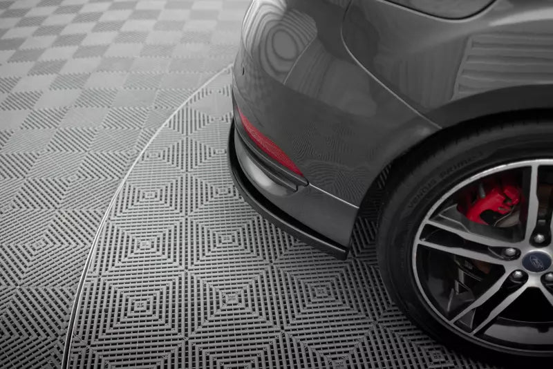 Maxton Design Diffusor Flaps V.2 für Ford Focus ST Mk3 Facelift Hochglanz schwarz – Ansicht 3