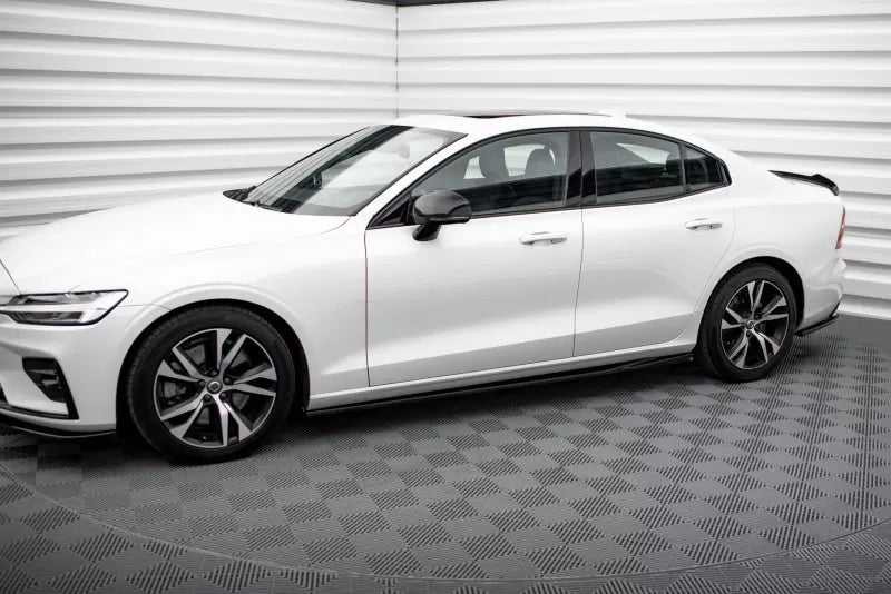 Maxton Design Seitenschweller (Paar) V.1 für Volvo S60/V60 Mk3 R-Design Hochglanz schwarz – Ansicht 3