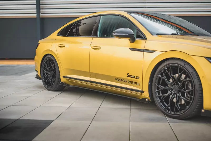 Maxton Design Street Pro Schweller Flaps für VW Arteon R-Line Hochglanz schwarz – Ansicht 2