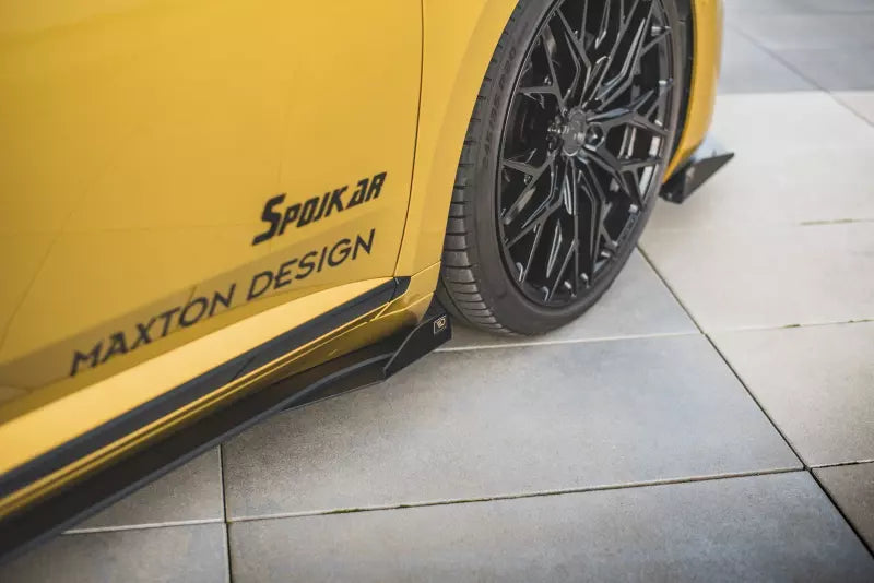 Maxton Design Street Pro Schweller Flaps für VW Arteon R-Line Hochglanz schwarz – Ansicht 3