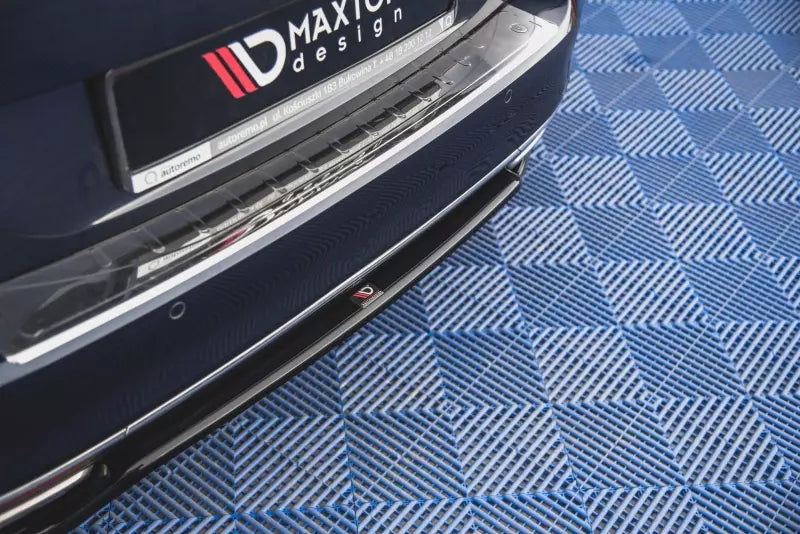 Maxton Design Heckdiffusor für VW Passat B8 Hochglanz schwarz – Ansicht 2