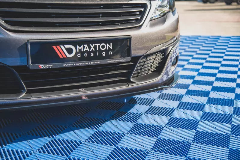 Maxton Design Frontlippe V.1 für Peugeot 308 II Facelift Hochglanz schwarz – Ansicht 4
