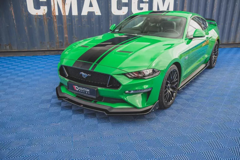 Maxton Design Frontlippe V.1 mit Flaps für Ford Mustang GT Mk6 Facelift Hochglanz schwarz – Ansicht 1