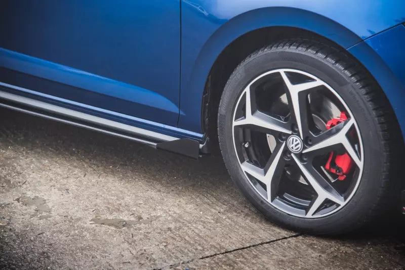Maxton Design Street Pro Schweller Flaps für VW Polo 6 GTI Hochglanz schwarz – Ansicht 2